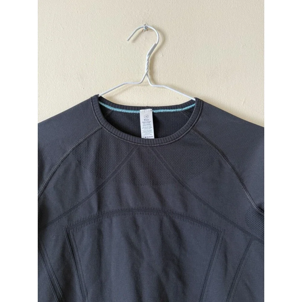 Ivivva Fly Tech Fitted Girls Long Sleeve Shirt Size 12